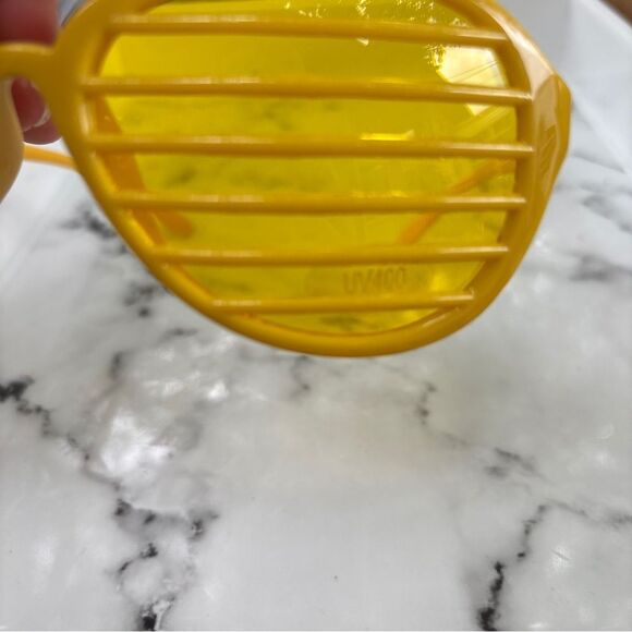Yellow Shutter Sunglasses - Picture 3 of 5
